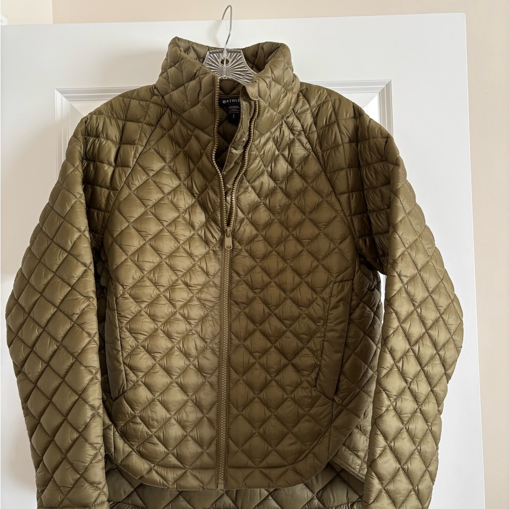Athleta Olive Whisper Featherless Puffer Jacket